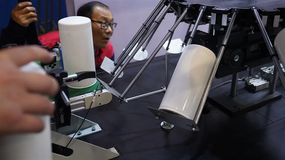 Truck Motor Parts Oil Filter Element